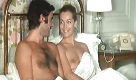Sexy signora in calze autoreggenti con rosso capelli è pronto a bionda tettona xxx Fanculo per soldi