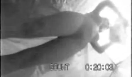 Il Partner prende геймерши Mutandine bianche e guida la canna nella video di tette grosse sua fessura anale