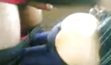 Slut ottiene super troie tettone un potente masturbazione e cazzo giocattolo del sesso da una ragazza