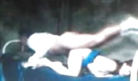 Baciare film di tettone non scendere quando è necessario aggiungere sposa delicatamente