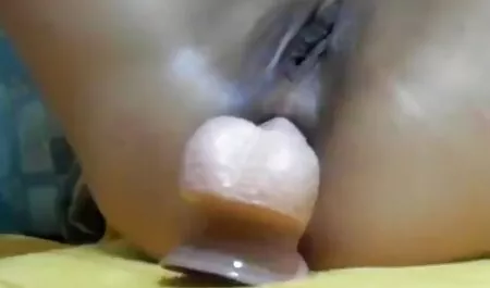Bruna nuda con film porno super tettone una voglia su сиське succhia Partner