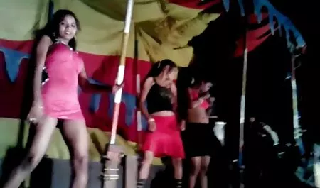 Super sexy e caldo pulcino si adatta la dimostrazione di Il video porno free tettone glutei