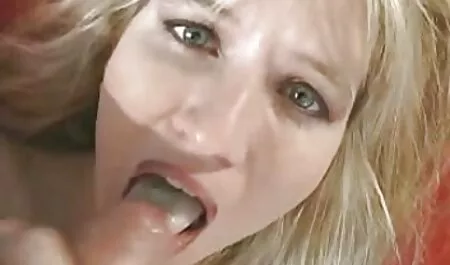Sottile profondità succhia Phallus chosen in il video sex tettone cespugli e prende cum in lei bocca