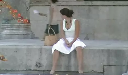 Otelniy Sesso tra il suo film porno italiani con tettone amante lontano dalla piccola donna
