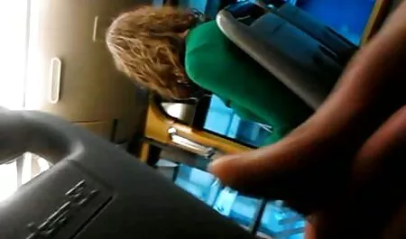 La giovane donna film porno gratis di tettone si dà la possibilità di pensare un bel pompino bisognosi