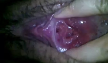 Le coppie dalla pelle scura si permettono di divertirsi per rapporti tettone lesbiche video sessuali non protetti durante un massaggio