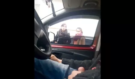 Due troie teneramente salire accarezzare grandi tette video gratis i loro buchi e impegnarsi stesso-sesso amore