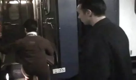 Мамки sono coinvolti in calze, sesso scoperto al terzo con мейсситтингом Grandi tettone naturali xxx Tette