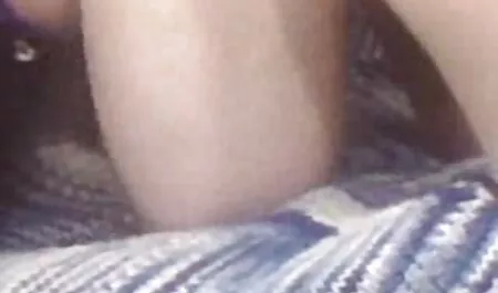 Толстожпая moglie ottiene un massaggio e xxx belle tette si porta a raggiungere l'orgasmo giocattolo