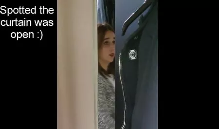 Brunetta in il locker stanza supermercato ragazzo succhia e video gratis di tettone scopa con lui
