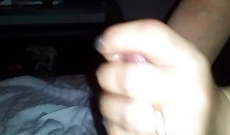 I due vecchi pervertiti spogliato giovane società giapponese e scopata video porno gratis super tettone loro buchi
