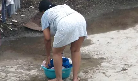 Giovane tette naturali video brunetta marche Pompino хахалю con un grande cazzo e mangiare il cum