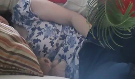 L'uomo ha promesso babe anale quando grandi tette xxx e dove si vuole e non truffato