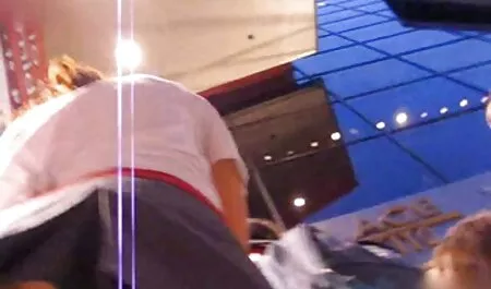 Divorziato si video porno con donne tettone spoglia e scopa in camera da letto con Macchine del sesso