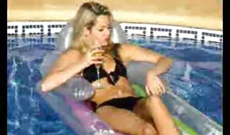 Giocoso barare video porno italiani con tettone Nikki Benz расшалилась, ha mostrato Sisi e попец