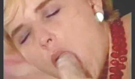 Negro Sborrata video porno di mamme tettone punto nella giovane ragazza dopo un indimenticabile 。