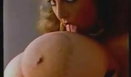 La ragazza ha aperto il pane ебарь scopata anale da dietro вебку xxx tette giganti