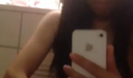 Slim occhiali è seduto video tette grosse naturali sul principale stand хахаля culo stretto musica