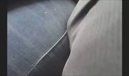 Il ne'er-do dai capelli grigi è stato nella Vagina di un giovane video porno di donne con tette grosse amico di sua moglie, приехавшую di un altro Paese