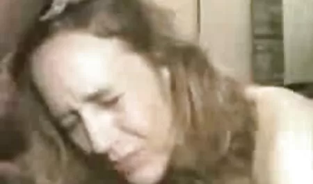 Giovane ninfa urla mentre межрасового Sesso video tettone troie Anale Con Sex-machine